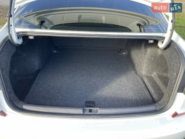 Белый Фольксваген Пассат, объемом двигателя 2 л и пробегом 132 тыс. км за 13200 $, фото 36 на Automoto.ua