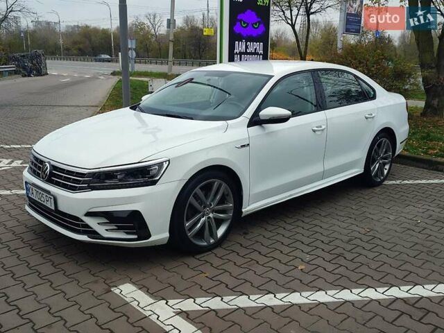 Білий Фольксваген Пассат, об'ємом двигуна 2 л та пробігом 195 тис. км за 14200 $, фото 9 на Automoto.ua