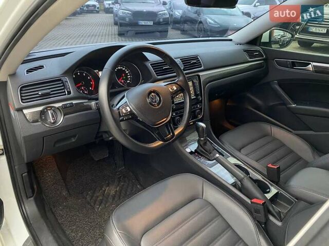 Білий Фольксваген Пассат, об'ємом двигуна 2 л та пробігом 73 тис. км за 17900 $, фото 10 на Automoto.ua