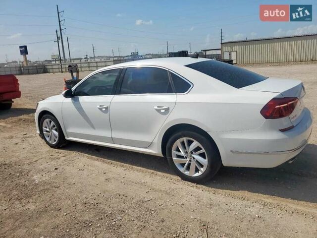 Белый Фольксваген Пассат, объемом двигателя 2 л и пробегом 32 тыс. км за 2900 $, фото 1 на Automoto.ua