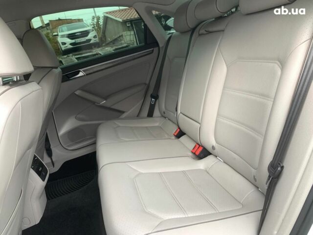 Білий Фольксваген Пассат, об'ємом двигуна 2 л та пробігом 152 тис. км за 16490 $, фото 26 на Automoto.ua