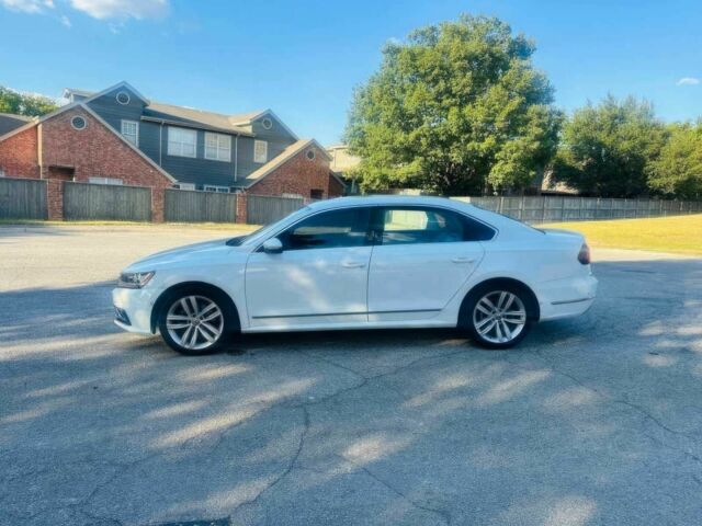 Білий Фольксваген Пассат, об'ємом двигуна 2 л та пробігом 44 тис. км за 10400 $, фото 3 на Automoto.ua