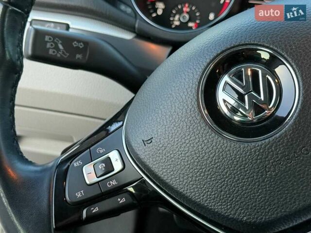 Білий Фольксваген Пассат, об'ємом двигуна 2 л та пробігом 145 тис. км за 18500 $, фото 27 на Automoto.ua