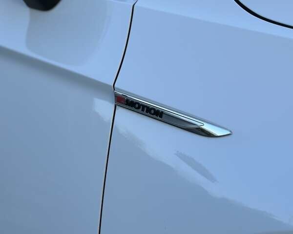 Білий Фольксваген Пассат, об'ємом двигуна 1.97 л та пробігом 208 тис. км за 22550 $, фото 29 на Automoto.ua