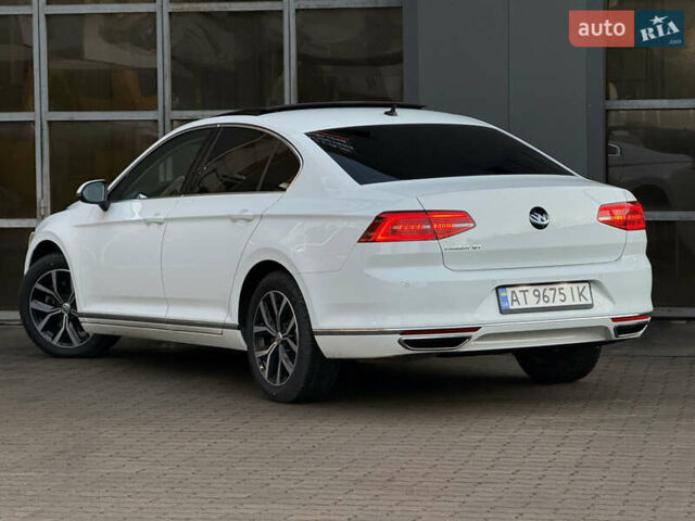 Белый Фольксваген Пассат, объемом двигателя 1.97 л и пробегом 98 тыс. км за 21500 $, фото 3 на Automoto.ua