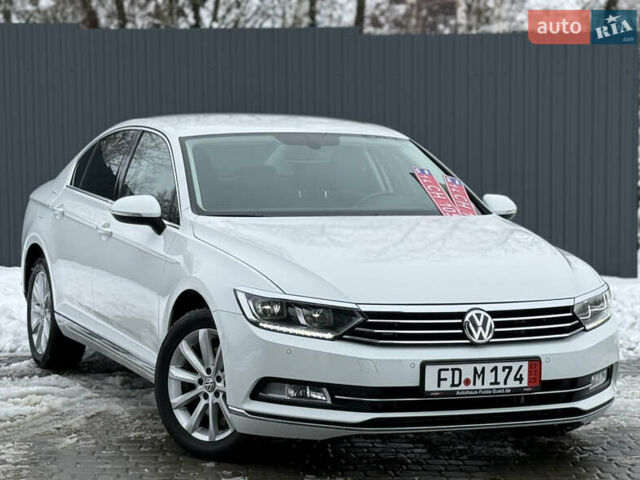 Белый Фольксваген Пассат, объемом двигателя 2 л и пробегом 198 тыс. км за 18950 $, фото 25 на Automoto.ua