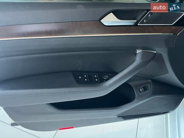 Белый Фольксваген Пассат, объемом двигателя 2 л и пробегом 134 тыс. км за 25500 $, фото 10 на Automoto.ua