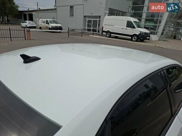 Белый Фольксваген Пассат, объемом двигателя 1.98 л и пробегом 134 тыс. км за 15500 $, фото 10 на Automoto.ua