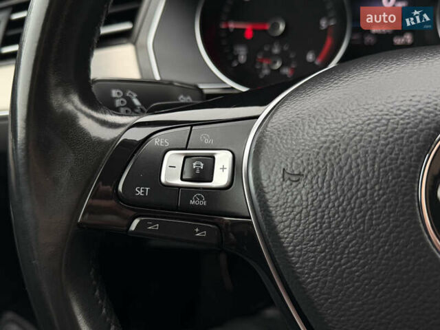 Белый Фольксваген Пассат, объемом двигателя 2 л и пробегом 198 тыс. км за 18950 $, фото 108 на Automoto.ua