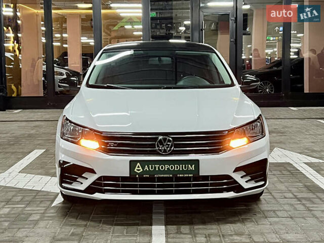 Білий Фольксваген Пассат, об'ємом двигуна 1.98 л та пробігом 143 тис. км за 12900 $, фото 5 на Automoto.ua