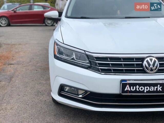 Білий Фольксваген Пассат, об'ємом двигуна 2 л та пробігом 152 тис. км за 16690 $, фото 10 на Automoto.ua