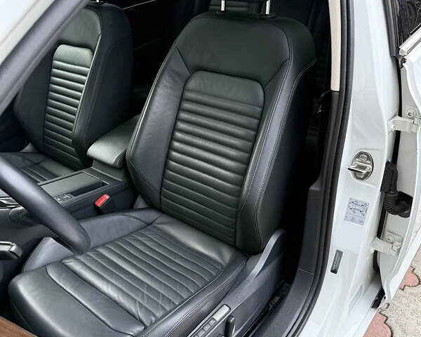 Белый Фольксваген Пассат, объемом двигателя 1.97 л и пробегом 98 тыс. км за 21500 $, фото 24 на Automoto.ua