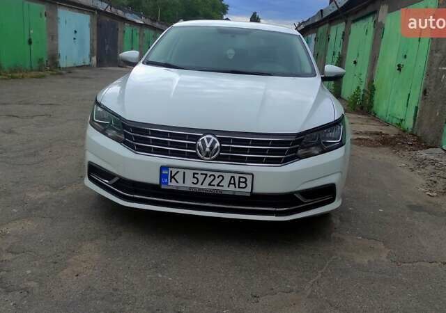 Белый Фольксваген Пассат, объемом двигателя 2 л и пробегом 157 тыс. км за 12200 $, фото 1 на Automoto.ua