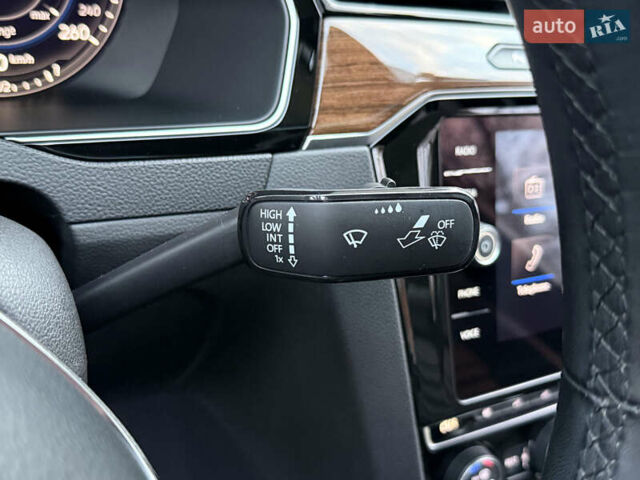 Белый Фольксваген Пассат, объемом двигателя 1.97 л и пробегом 98 тыс. км за 21500 $, фото 41 на Automoto.ua