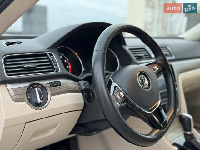 Белый Фольксваген Пассат, объемом двигателя 1.98 л и пробегом 134 тыс. км за 15900 $, фото 12 на Automoto.ua