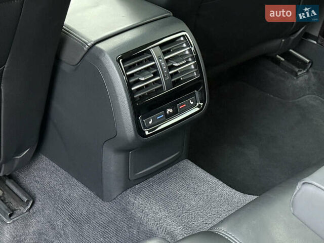 Белый Фольксваген Пассат, объемом двигателя 1.97 л и пробегом 98 тыс. км за 21500 $, фото 28 на Automoto.ua