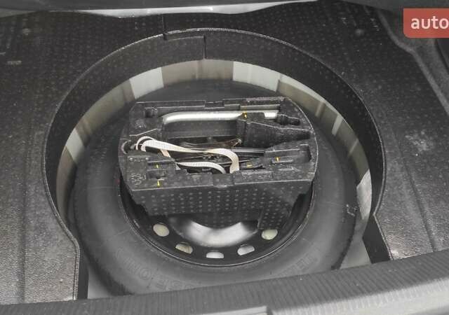 Белый Фольксваген Пассат, объемом двигателя 2 л и пробегом 157 тыс. км за 12200 $, фото 12 на Automoto.ua