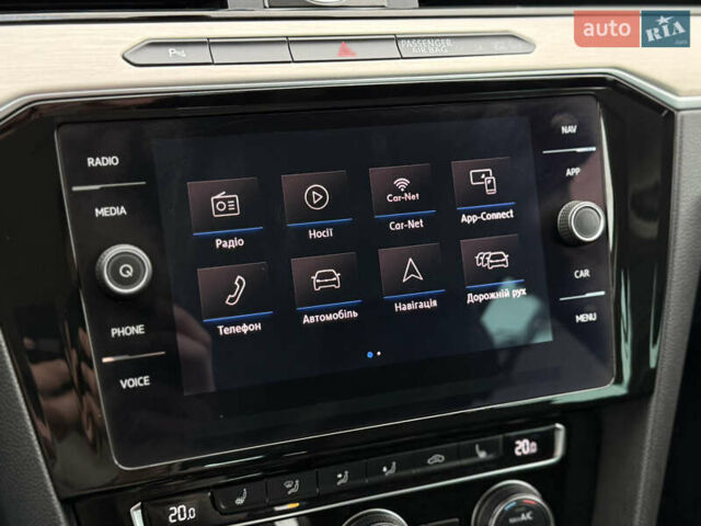 Белый Фольксваген Пассат, объемом двигателя 2 л и пробегом 198 тыс. км за 18950 $, фото 102 на Automoto.ua