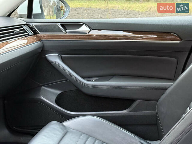 Белый Фольксваген Пассат, объемом двигателя 1.97 л и пробегом 98 тыс. км за 21500 $, фото 53 на Automoto.ua