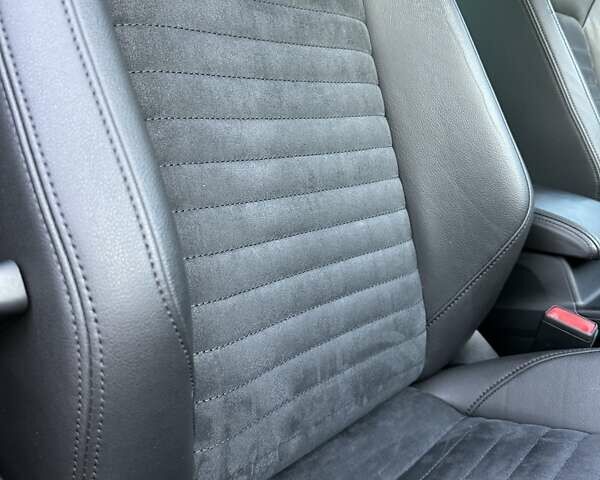 Білий Фольксваген Пассат, об'ємом двигуна 1.97 л та пробігом 208 тис. км за 22550 $, фото 127 на Automoto.ua