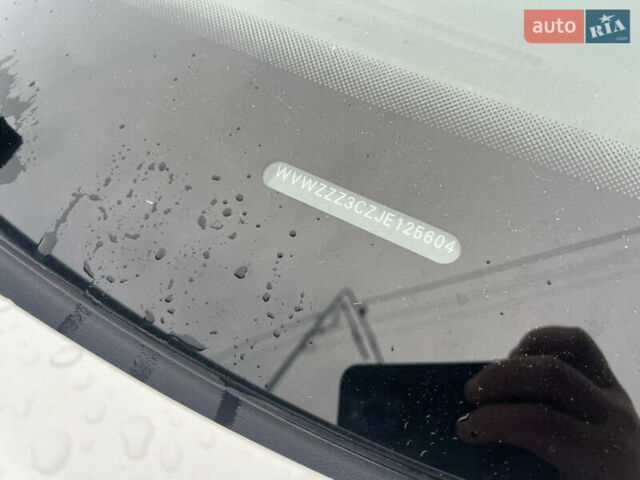 Белый Фольксваген Пассат, объемом двигателя 2 л и пробегом 120 тыс. км за 22000 $, фото 7 на Automoto.ua