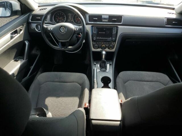 Белый Фольксваген Пассат, объемом двигателя 2 л и пробегом 175 тыс. км за 7200 $, фото 5 на Automoto.ua