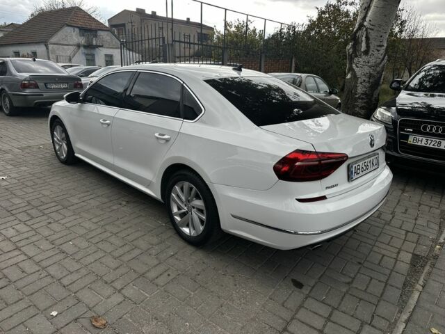 Білий Фольксваген Пассат, об'ємом двигуна 2 л та пробігом 71 тис. км за 13900 $, фото 3 на Automoto.ua