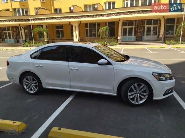 Білий Фольксваген Пассат, об'ємом двигуна 2 л та пробігом 91 тис. км за 16900 $, фото 2 на Automoto.ua
