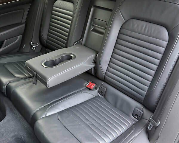 Белый Фольксваген Пассат, объемом двигателя 1.97 л и пробегом 98 тыс. км за 21500 $, фото 27 на Automoto.ua