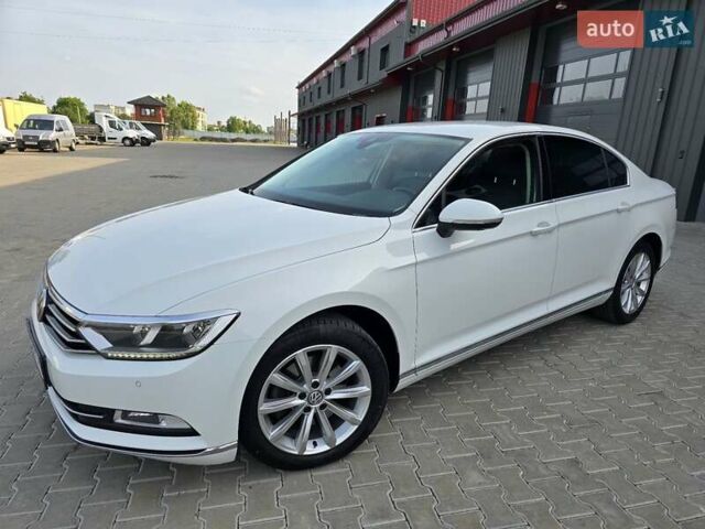 Белый Фольксваген Пассат, объемом двигателя 1.97 л и пробегом 183 тыс. км за 20700 $, фото 3 на Automoto.ua