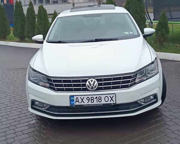 Белый Фольксваген Пассат, объемом двигателя 2 л и пробегом 167 тыс. км за 11700 $, фото 1 на Automoto.ua