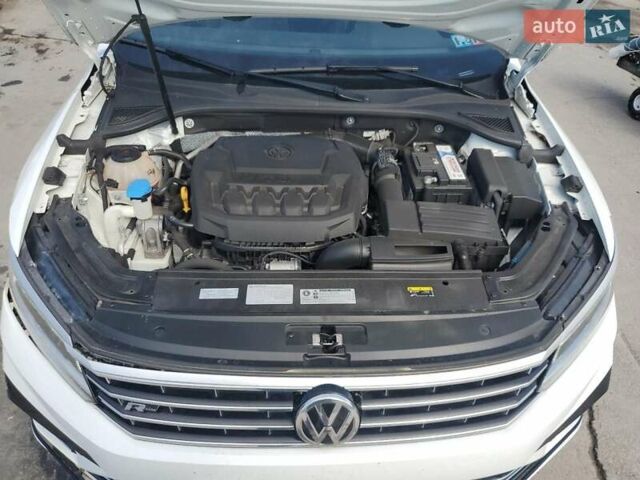 Белый Фольксваген Пассат, объемом двигателя 0 л и пробегом 73 тыс. км за 2500 $, фото 10 на Automoto.ua