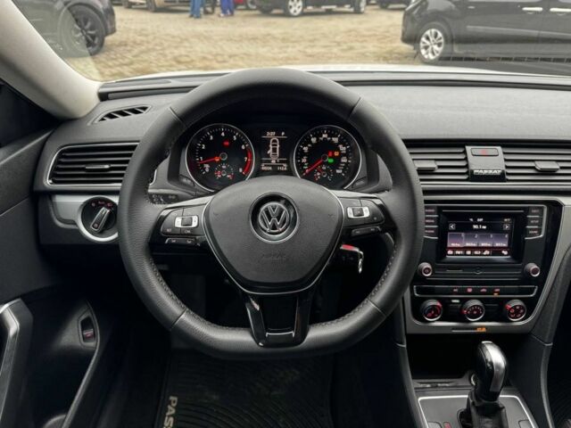 Белый Фольксваген Пассат, объемом двигателя 2 л и пробегом 70 тыс. км за 10999 $, фото 7 на Automoto.ua