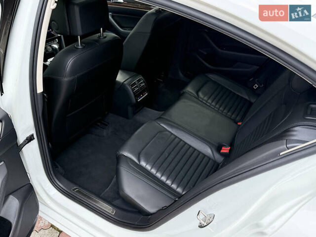 Белый Фольксваген Пассат, объемом двигателя 1.97 л и пробегом 98 тыс. км за 21500 $, фото 26 на Automoto.ua