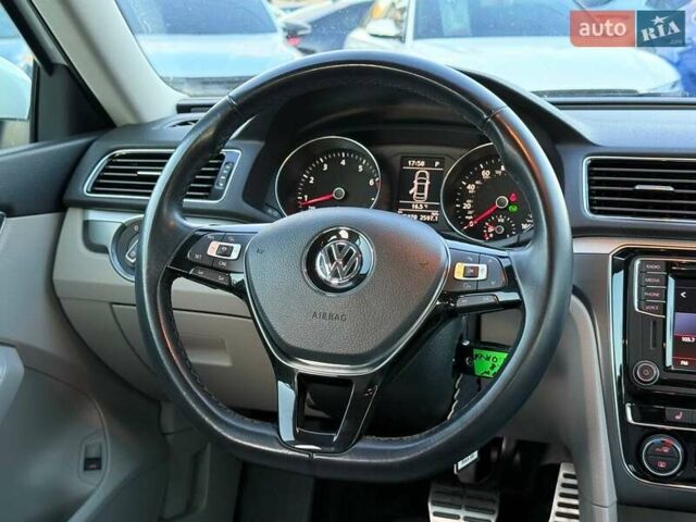 Білий Фольксваген Пассат, об'ємом двигуна 2 л та пробігом 145 тис. км за 18500 $, фото 30 на Automoto.ua