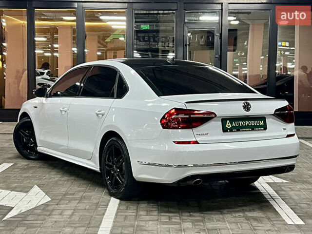 Білий Фольксваген Пассат, об'ємом двигуна 1.98 л та пробігом 143 тис. км за 13800 $, фото 16 на Automoto.ua