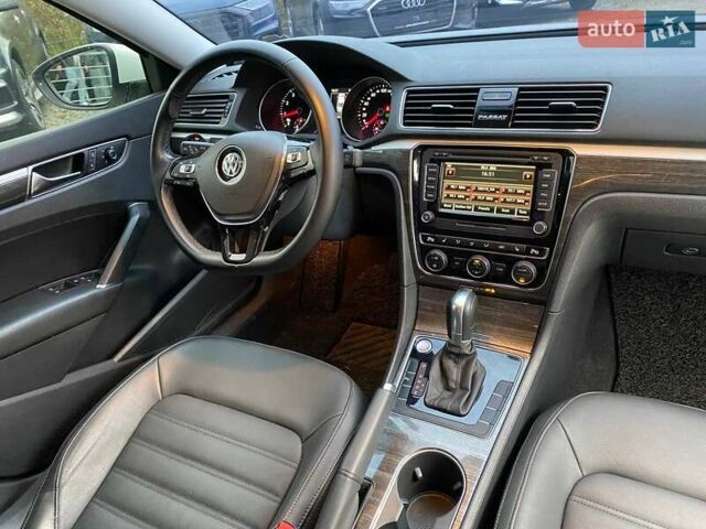 Білий Фольксваген Пассат, об'ємом двигуна 2 л та пробігом 73 тис. км за 17900 $, фото 9 на Automoto.ua