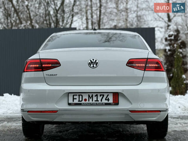 Белый Фольксваген Пассат, объемом двигателя 2 л и пробегом 198 тыс. км за 18950 $, фото 46 на Automoto.ua
