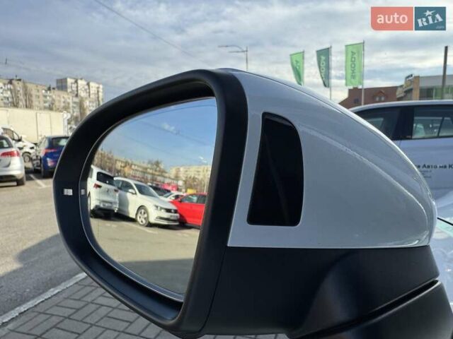 Белый Фольксваген Пассат, объемом двигателя 1.97 л и пробегом 220 тыс. км за 21990 $, фото 25 на Automoto.ua