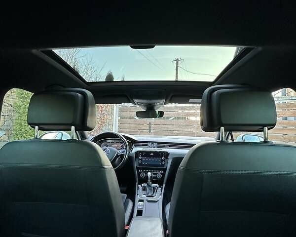 Білий Фольксваген Пассат, об'ємом двигуна 1.97 л та пробігом 208 тис. км за 22550 $, фото 132 на Automoto.ua