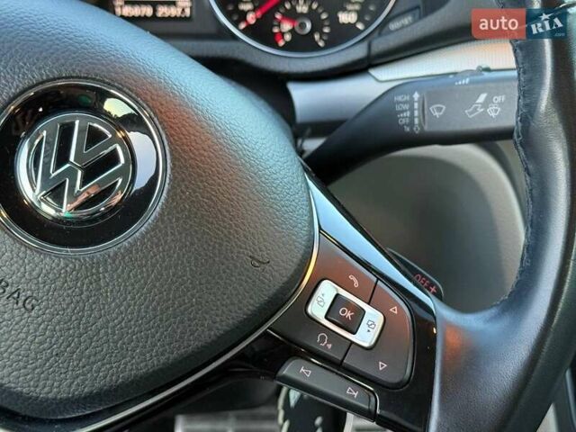 Білий Фольксваген Пассат, об'ємом двигуна 2 л та пробігом 145 тис. км за 18500 $, фото 28 на Automoto.ua