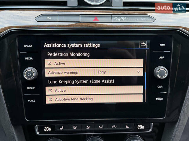 Белый Фольксваген Пассат, объемом двигателя 1.97 л и пробегом 98 тыс. км за 21500 $, фото 47 на Automoto.ua