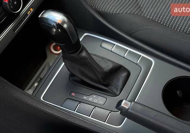 Белый Фольксваген Пассат, объемом двигателя 2 л и пробегом 90 тыс. км за 12800 $, фото 37 на Automoto.ua