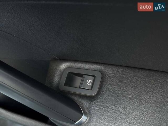 Белый Фольксваген Пассат, объемом двигателя 2 л и пробегом 90 тыс. км за 12800 $, фото 64 на Automoto.ua