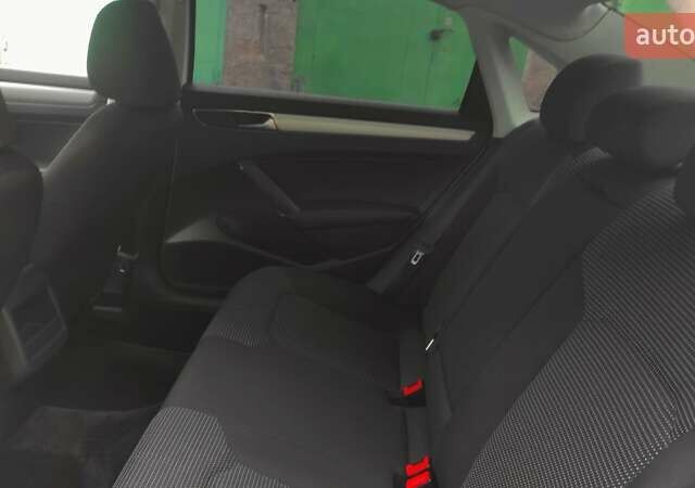 Белый Фольксваген Пассат, объемом двигателя 2 л и пробегом 157 тыс. км за 12200 $, фото 14 на Automoto.ua