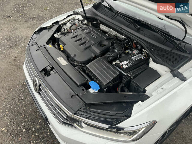 Белый Фольксваген Пассат, объемом двигателя 2 л и пробегом 120 тыс. км за 22000 $, фото 37 на Automoto.ua