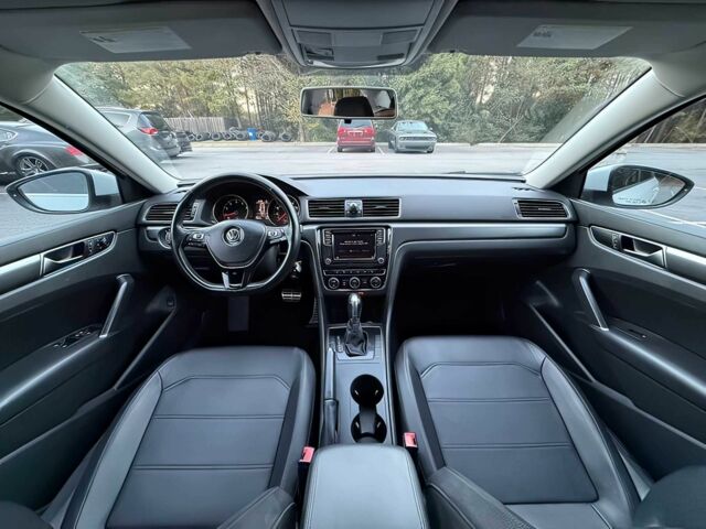 Білий Фольксваген Пассат, об'ємом двигуна 2 л та пробігом 32 тис. км за 8500 $, фото 7 на Automoto.ua