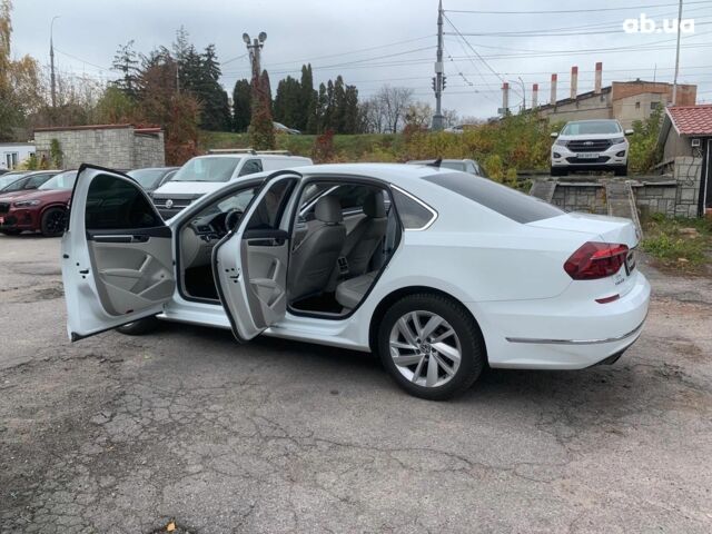 Білий Фольксваген Пассат, об'ємом двигуна 2 л та пробігом 152 тис. км за 16490 $, фото 15 на Automoto.ua