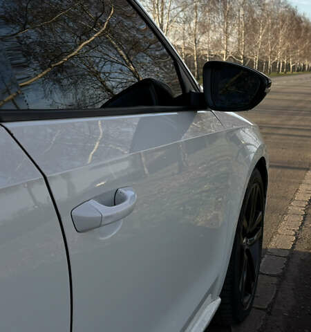 Белый Фольксваген Пассат, объемом двигателя 1.98 л и пробегом 121 тыс. км за 13700 $, фото 4 на Automoto.ua