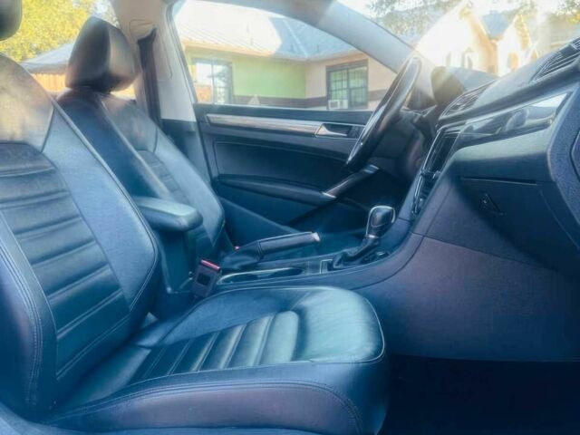 Білий Фольксваген Пассат, об'ємом двигуна 2 л та пробігом 44 тис. км за 10400 $, фото 9 на Automoto.ua